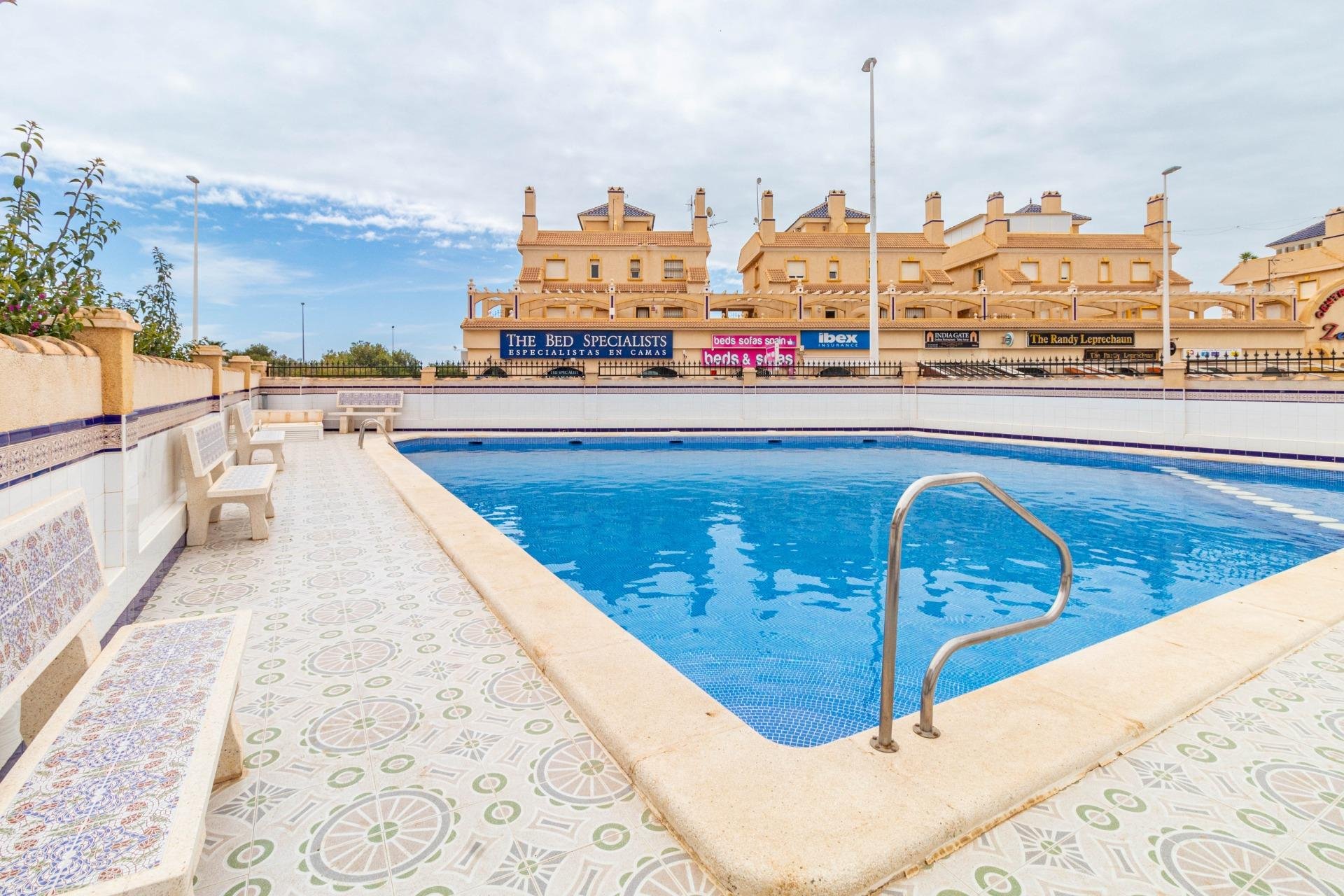 Resale - Apartment - Orihuela Costa - La Zenia