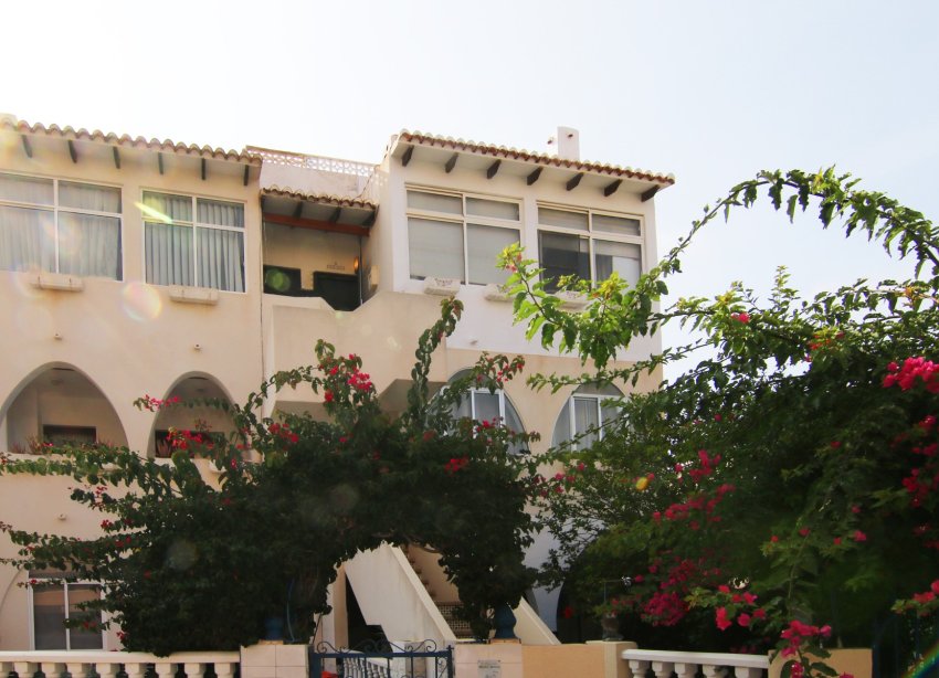 Resale - Apartment - Orihuela Costa - La Zenia