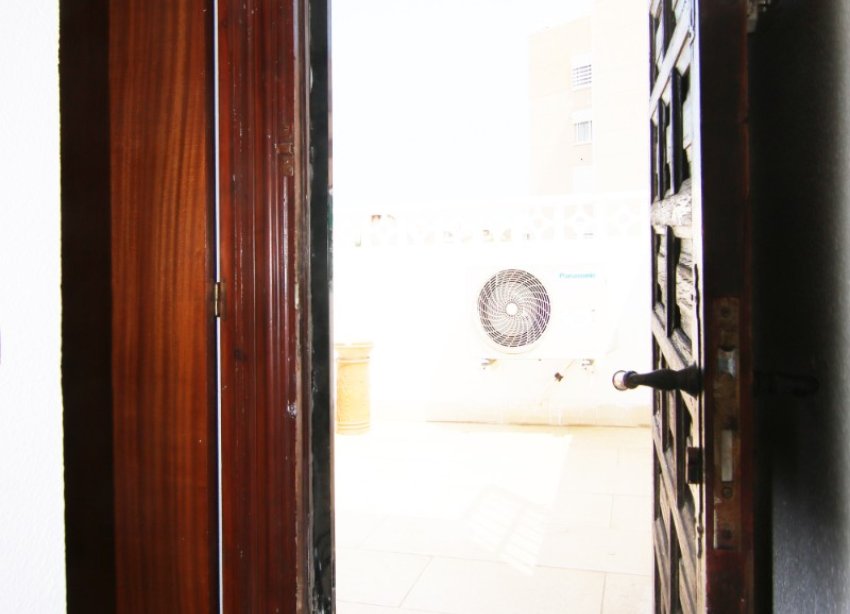 Resale - Apartment - Orihuela Costa - La Zenia