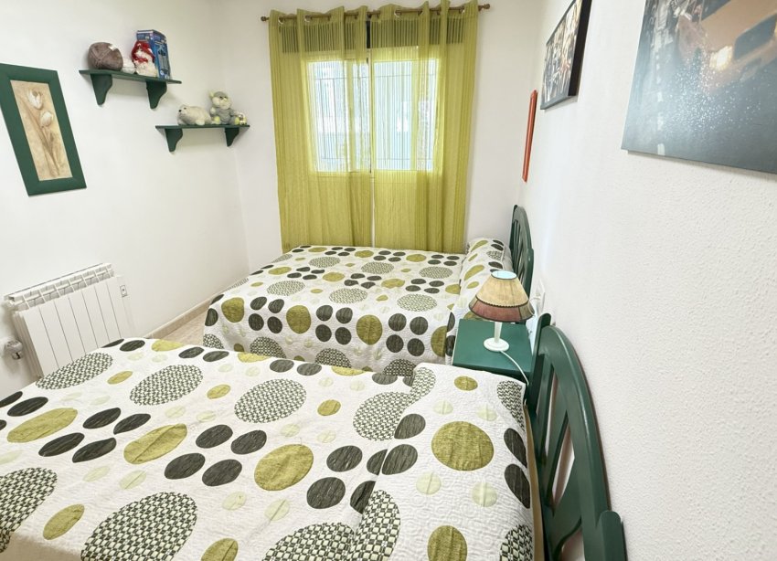 Resale - Apartment - Orihuela Costa - La Zenia