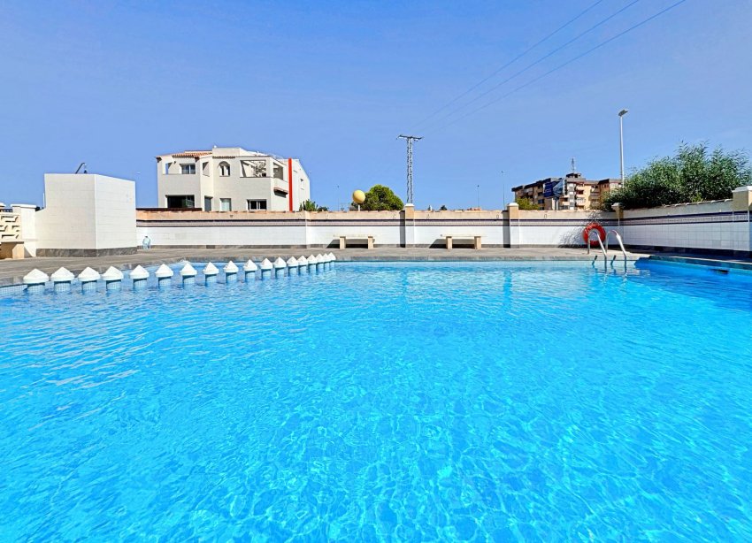 Resale - Apartment - Orihuela Costa - La Zenia