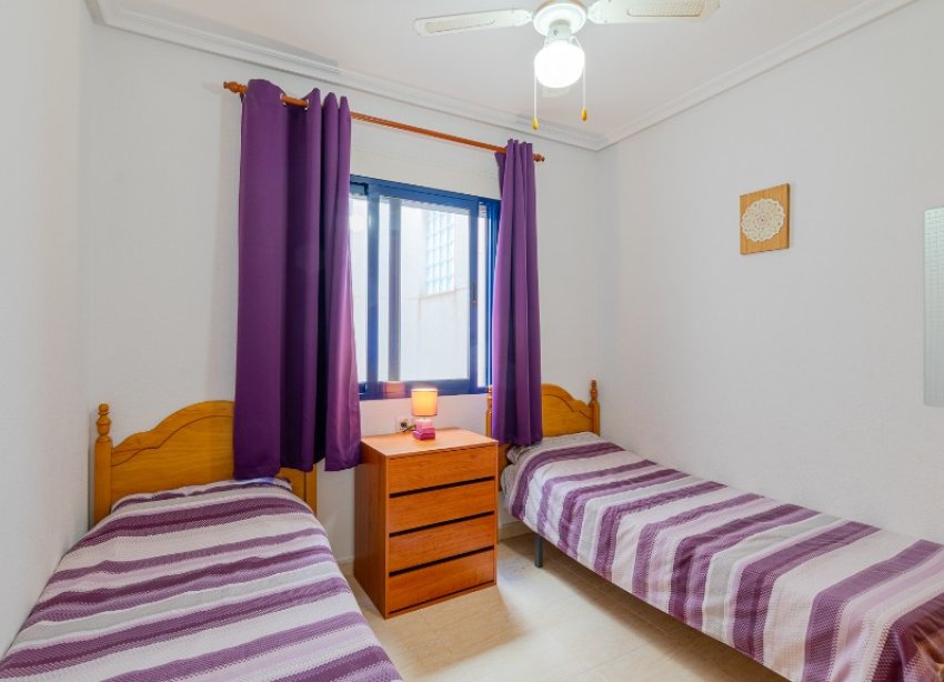 Resale - Apartment - Orihuela Costa - La Zenia