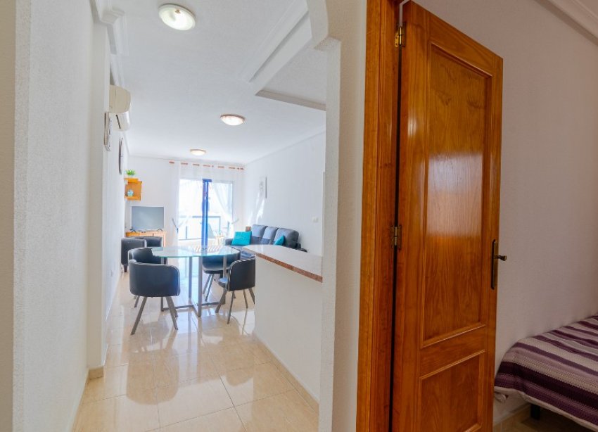 Resale - Apartment - Orihuela Costa - La Zenia