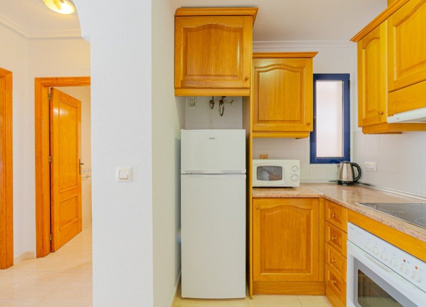 Resale - Apartment - Orihuela Costa - La Zenia