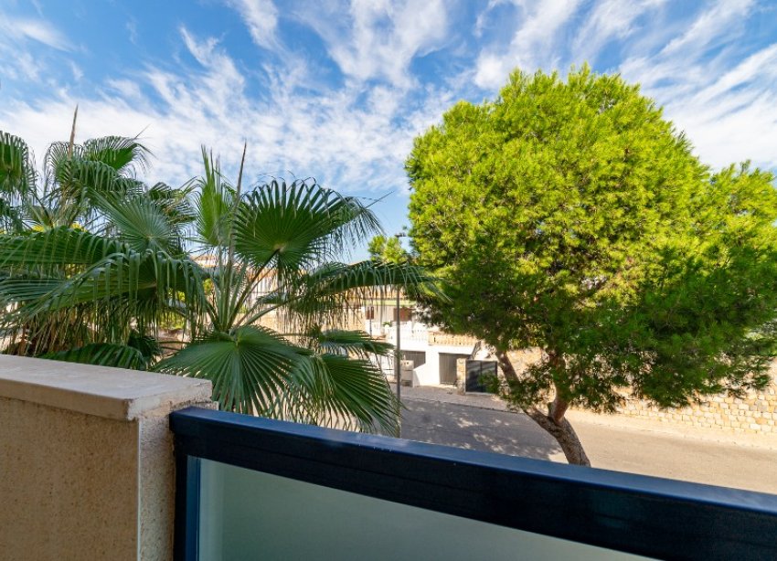 Resale - Apartment - Orihuela Costa - La Zenia