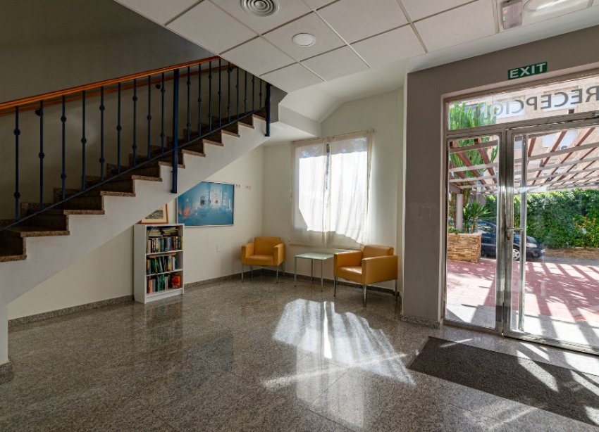 Resale - Apartment - Orihuela Costa - La Zenia