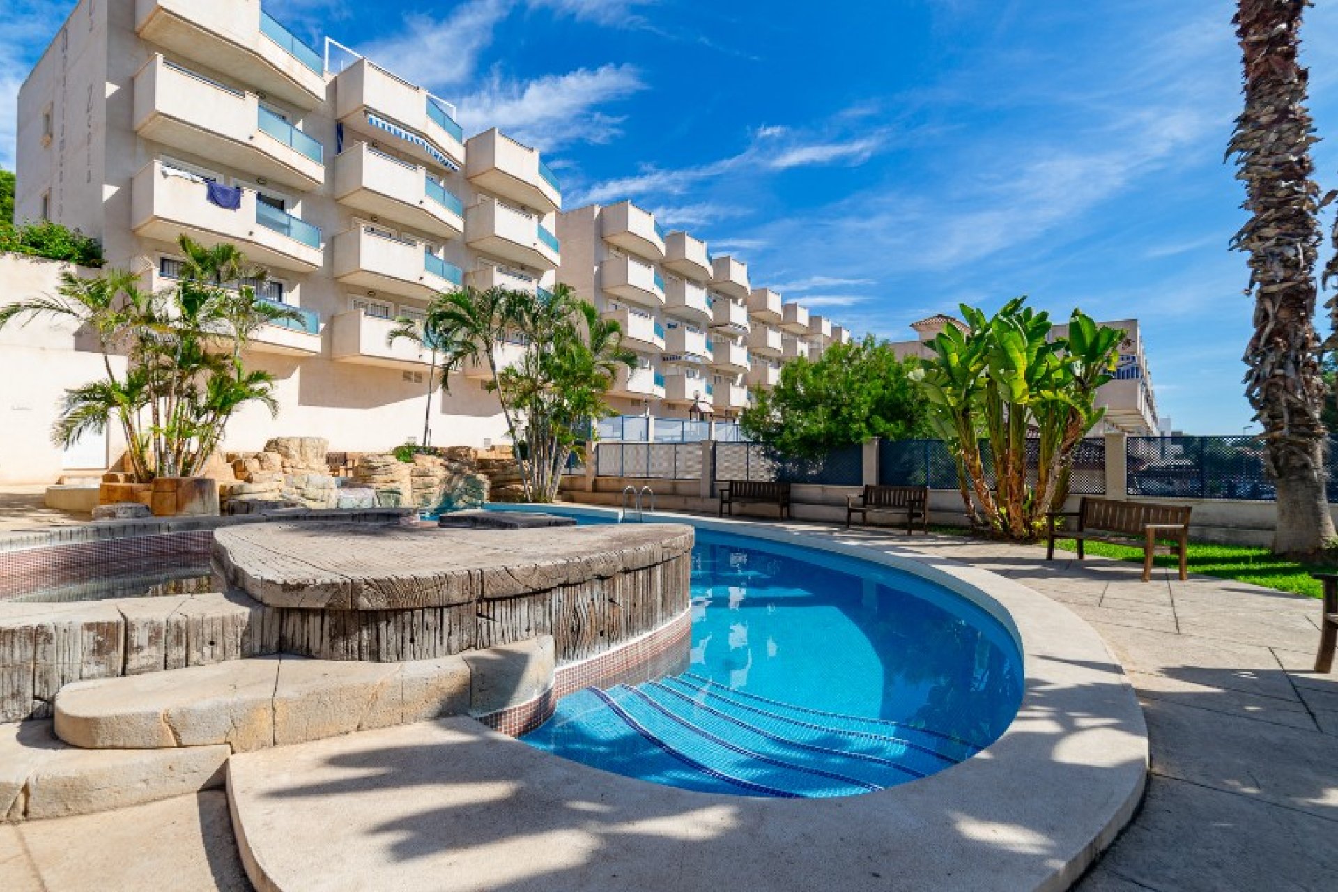 Resale - Apartment - Orihuela Costa - La Zenia