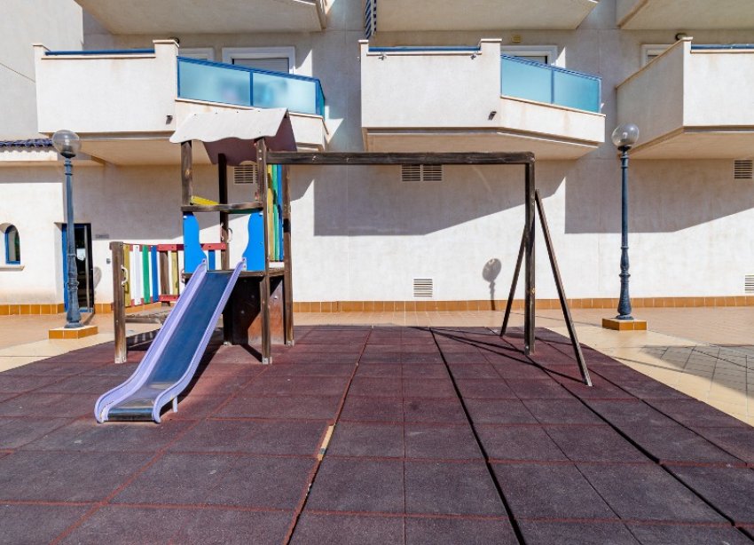 Resale - Apartment - Orihuela Costa - La Zenia