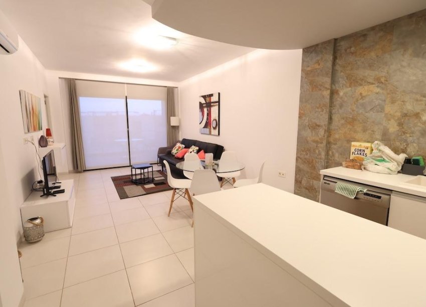 Resale - Apartment - Orihuela Costa - La Zenia