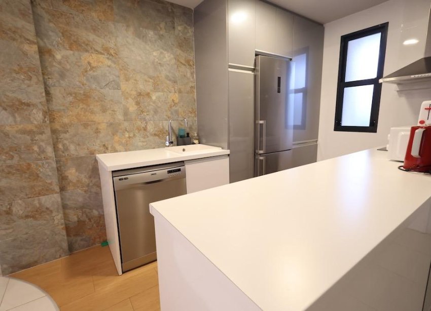 Resale - Apartment - Orihuela Costa - La Zenia