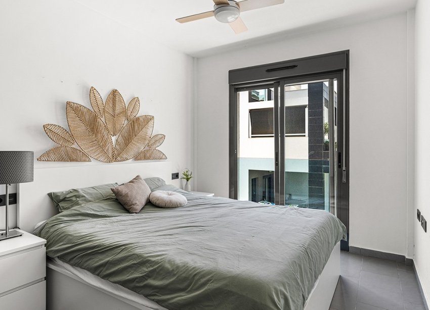 Resale - Apartment - Orihuela Costa - La Zenia