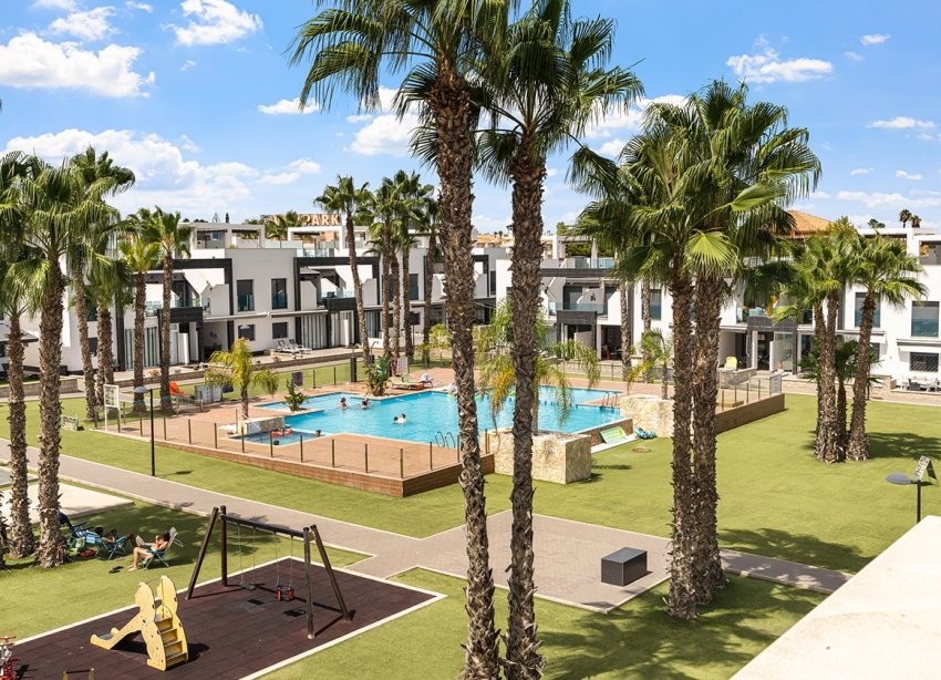 Resale - Apartment - Orihuela Costa - La Zenia