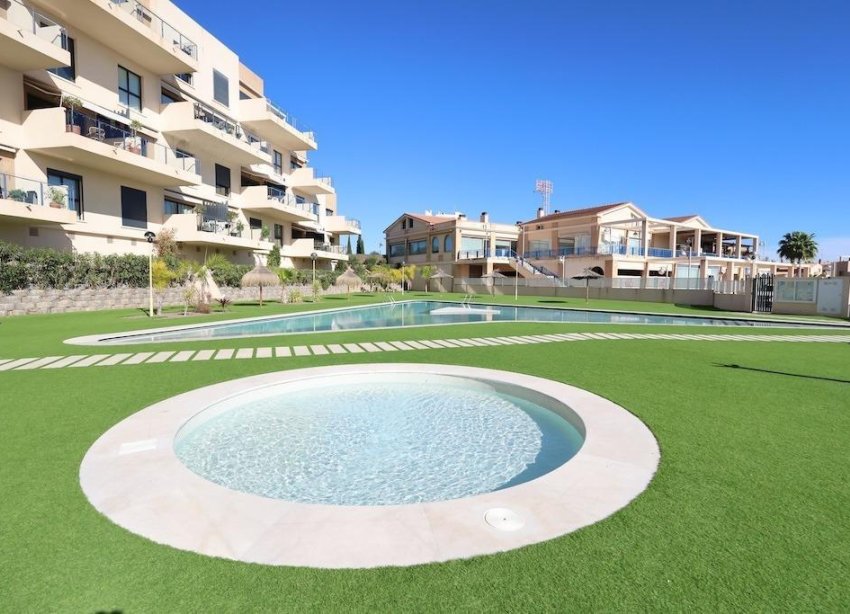 Resale - Apartment - Orihuela Costa - La Zenia