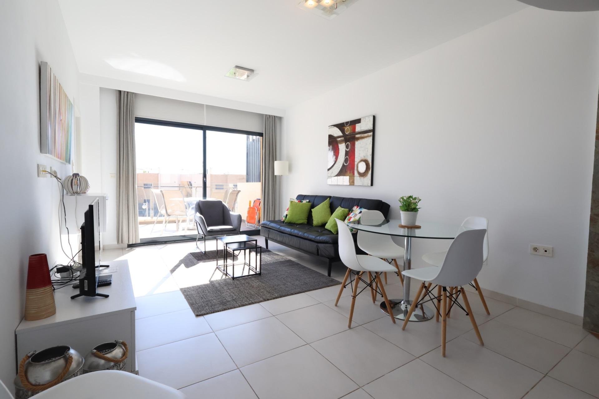 Resale - Apartment - Orihuela Costa - La Zenia