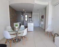 Resale - Apartment - Orihuela Costa - La Zenia