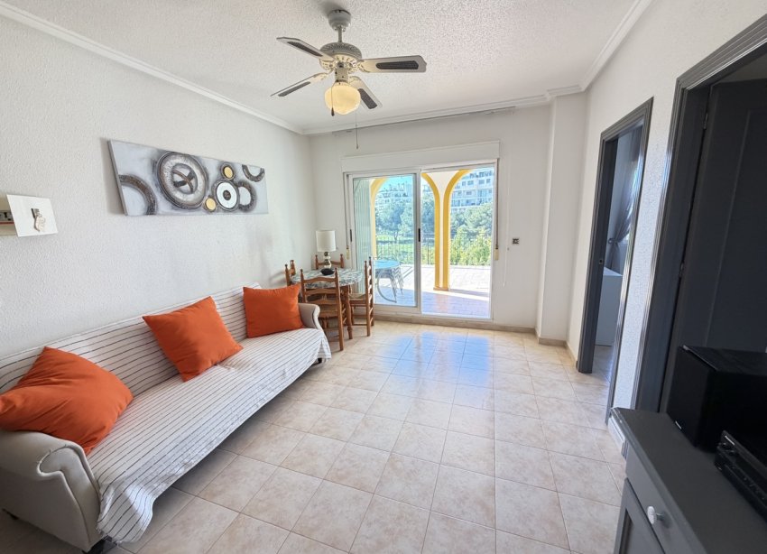 Resale - Apartment - Orihuela Costa - La Zenia