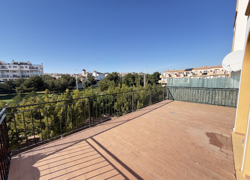 Resale - Apartment - Orihuela Costa - La Zenia