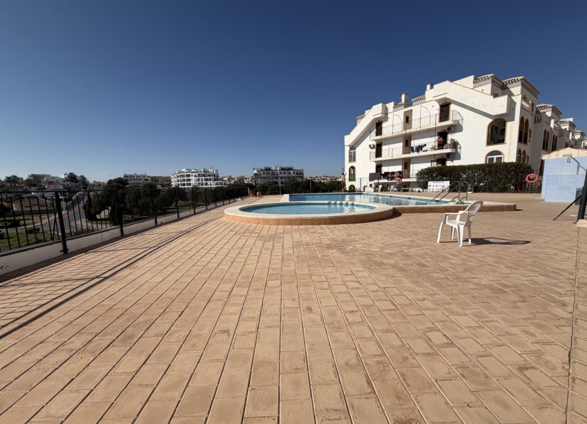 Resale - Apartment - Orihuela Costa - La Zenia