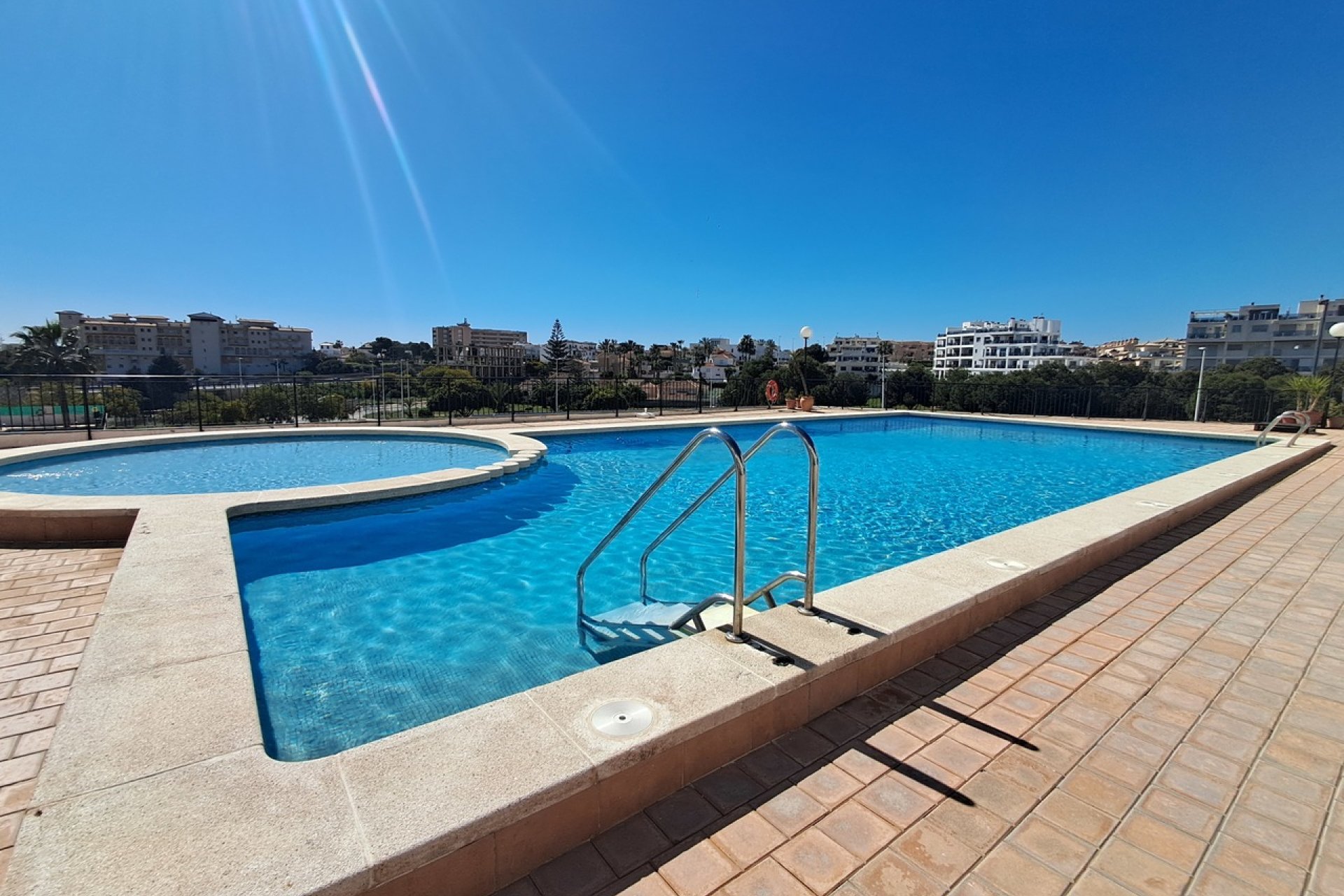 Resale - Apartment - Orihuela Costa - La Zenia