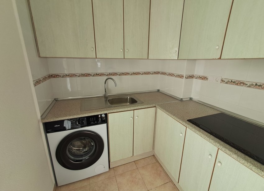 Resale - Apartment - Orihuela Costa - La Zenia