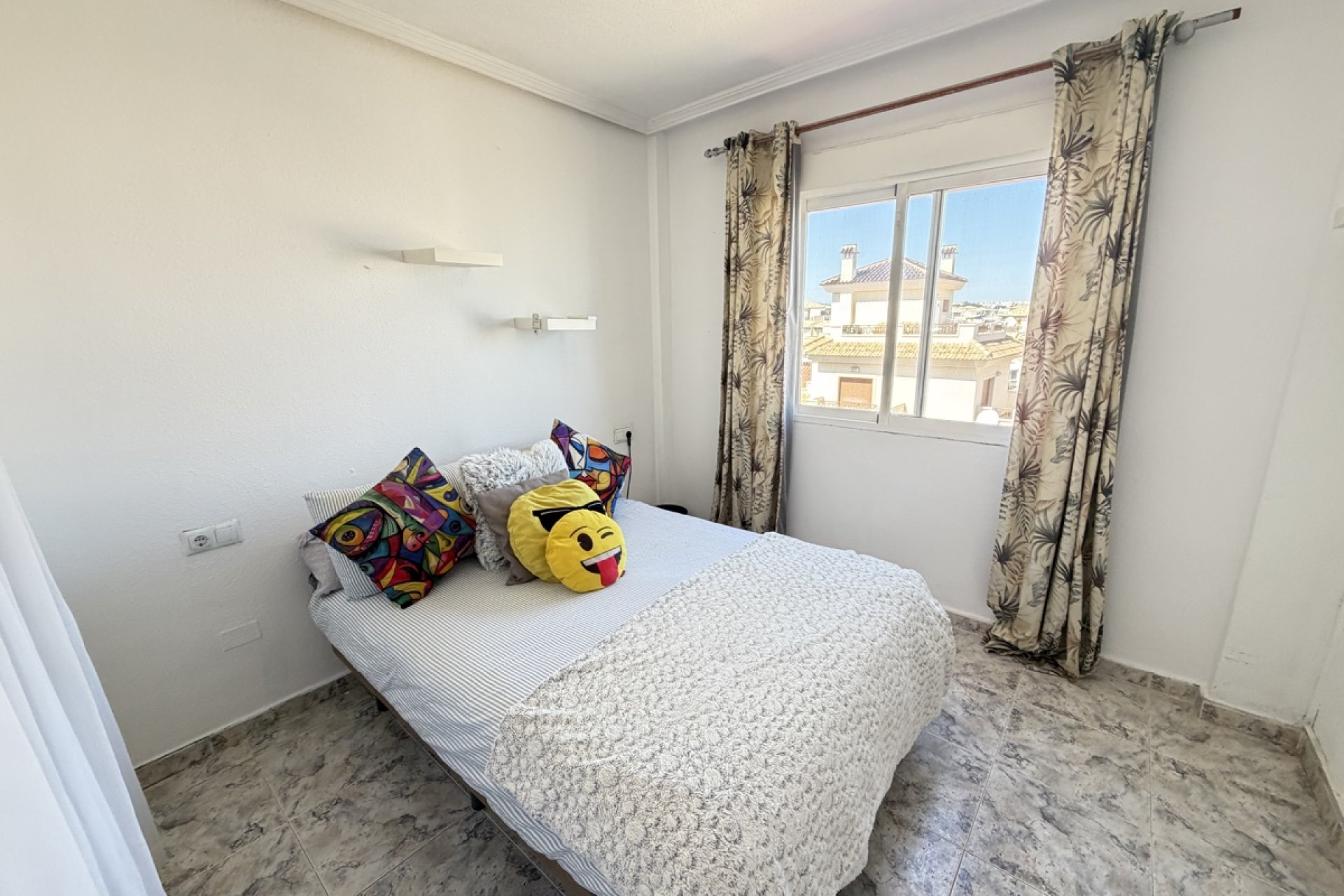 Resale - Apartment - Orihuela Costa - La Zenia