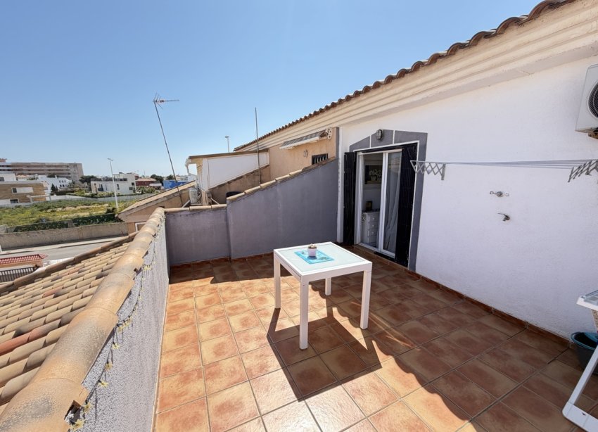 Resale - Apartment - Orihuela Costa - La Zenia