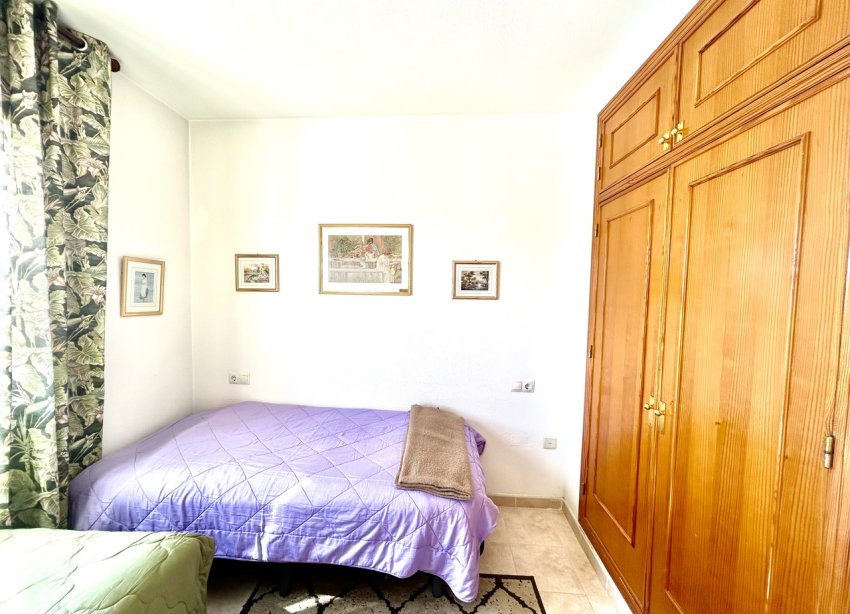 Resale - Apartment - Orihuela Costa - La Zenia