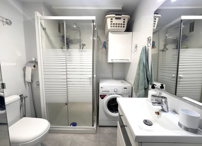 Resale - Apartment - Orihuela Costa - La Zenia