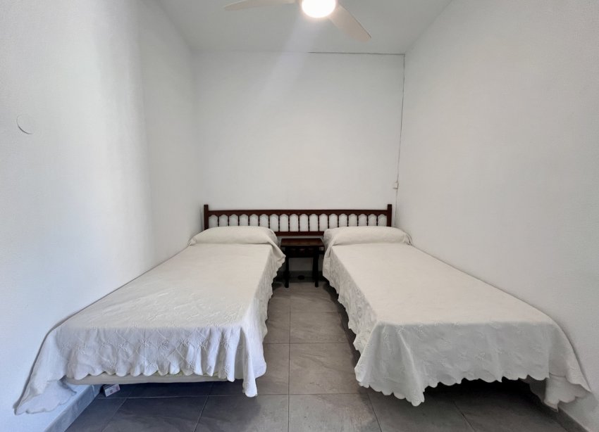 Resale - Apartment - Orihuela Costa - La Zenia