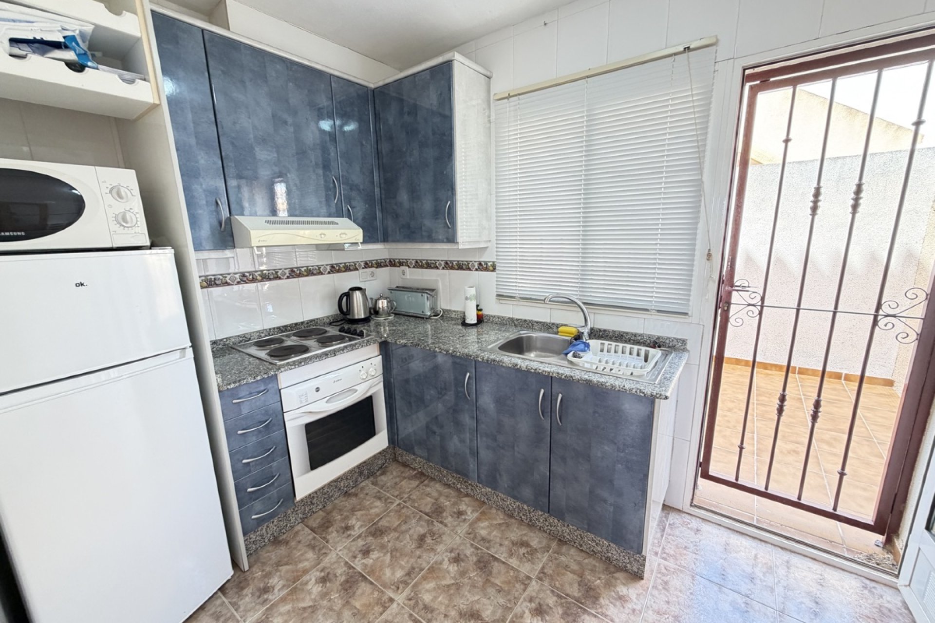 Resale - Apartment - Orihuela Costa - La Zenia