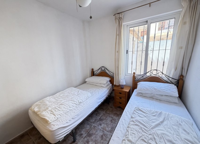 Resale - Apartment - Orihuela Costa - La Zenia