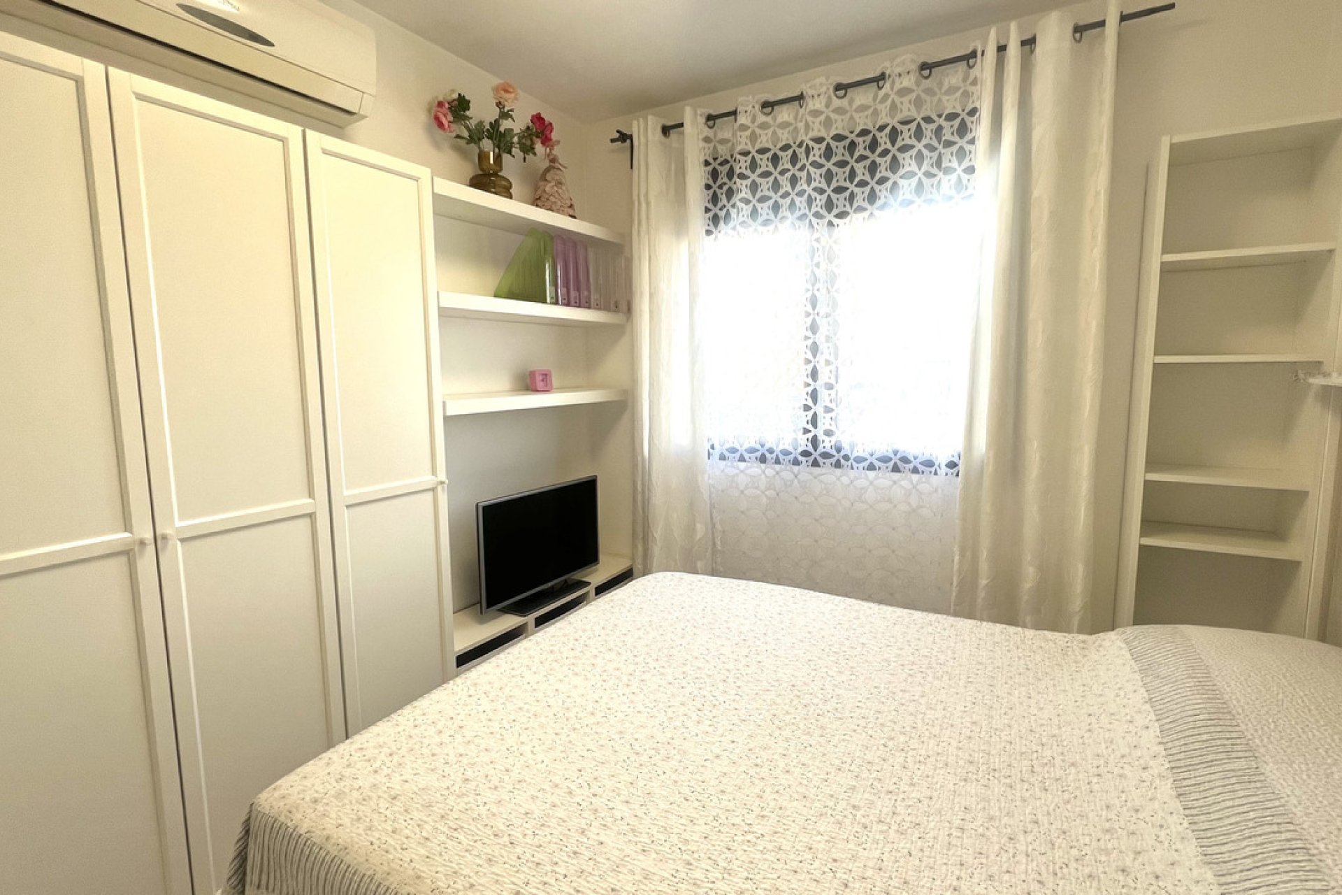 Resale - Apartment - Orihuela Costa - La Zenia