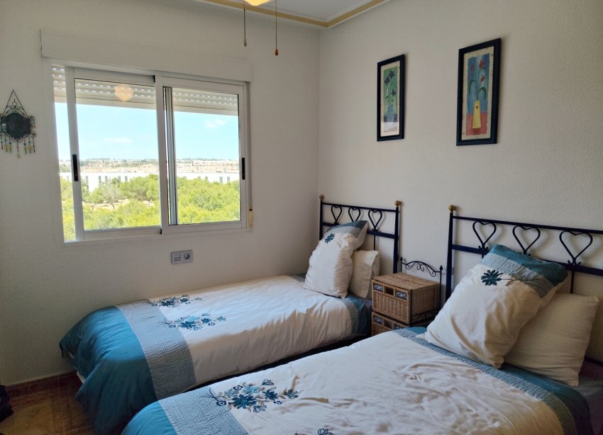 Resale - Apartment - Orihuela Costa - La Zenia