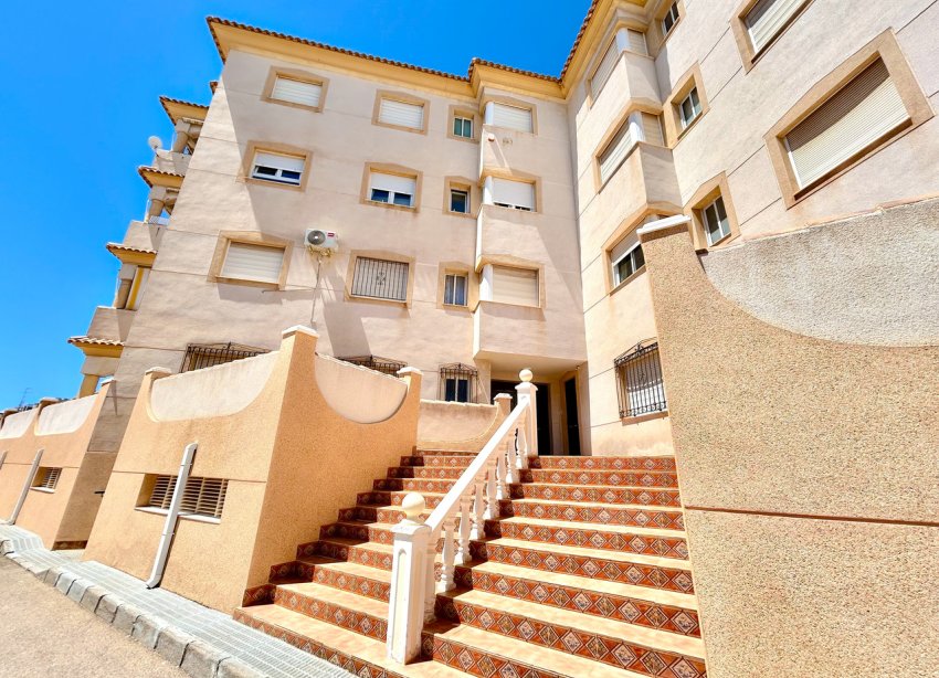 Resale - Apartment - Orihuela Costa - La Zenia