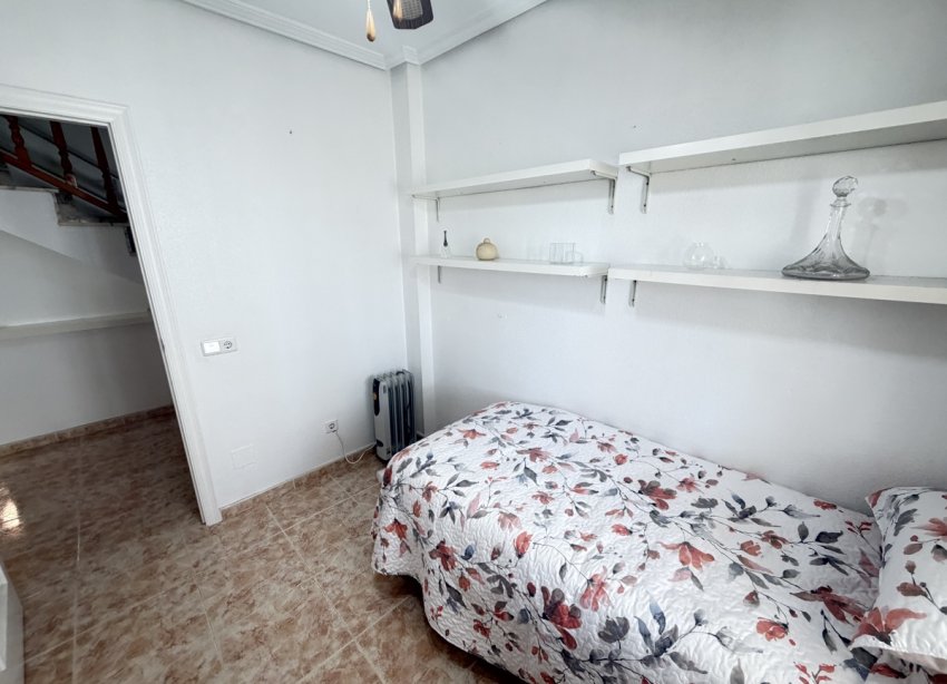 Resale - Apartment - Orihuela Costa - La Zenia