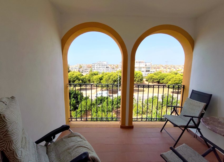 Resale - Apartment - Orihuela Costa - La Zenia