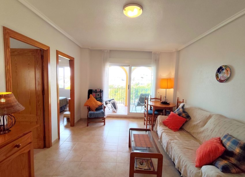 Resale - Apartment - Orihuela Costa - La Zenia