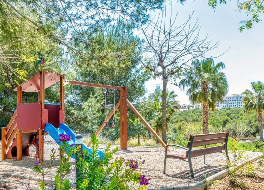 Resale - Apartment - Orihuela Costa - Las Colinas Golf