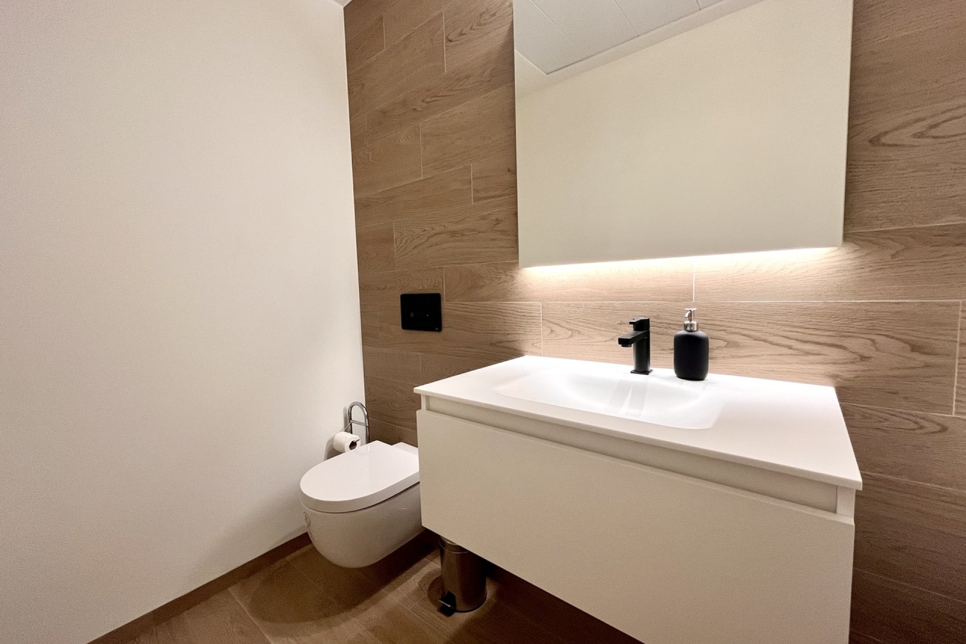Resale - Apartment - Orihuela Costa - Las Colinas Golf
