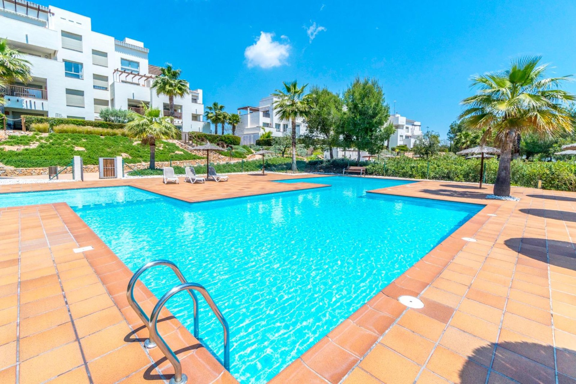 Resale - Apartment - Orihuela Costa - Las Colinas Golf