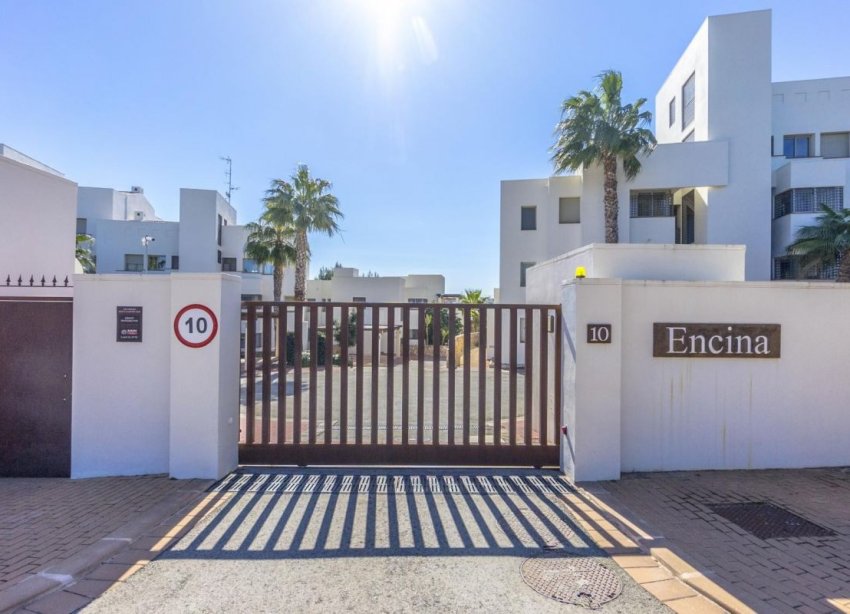 Resale - Apartment - Orihuela Costa - Las Colinas Golf