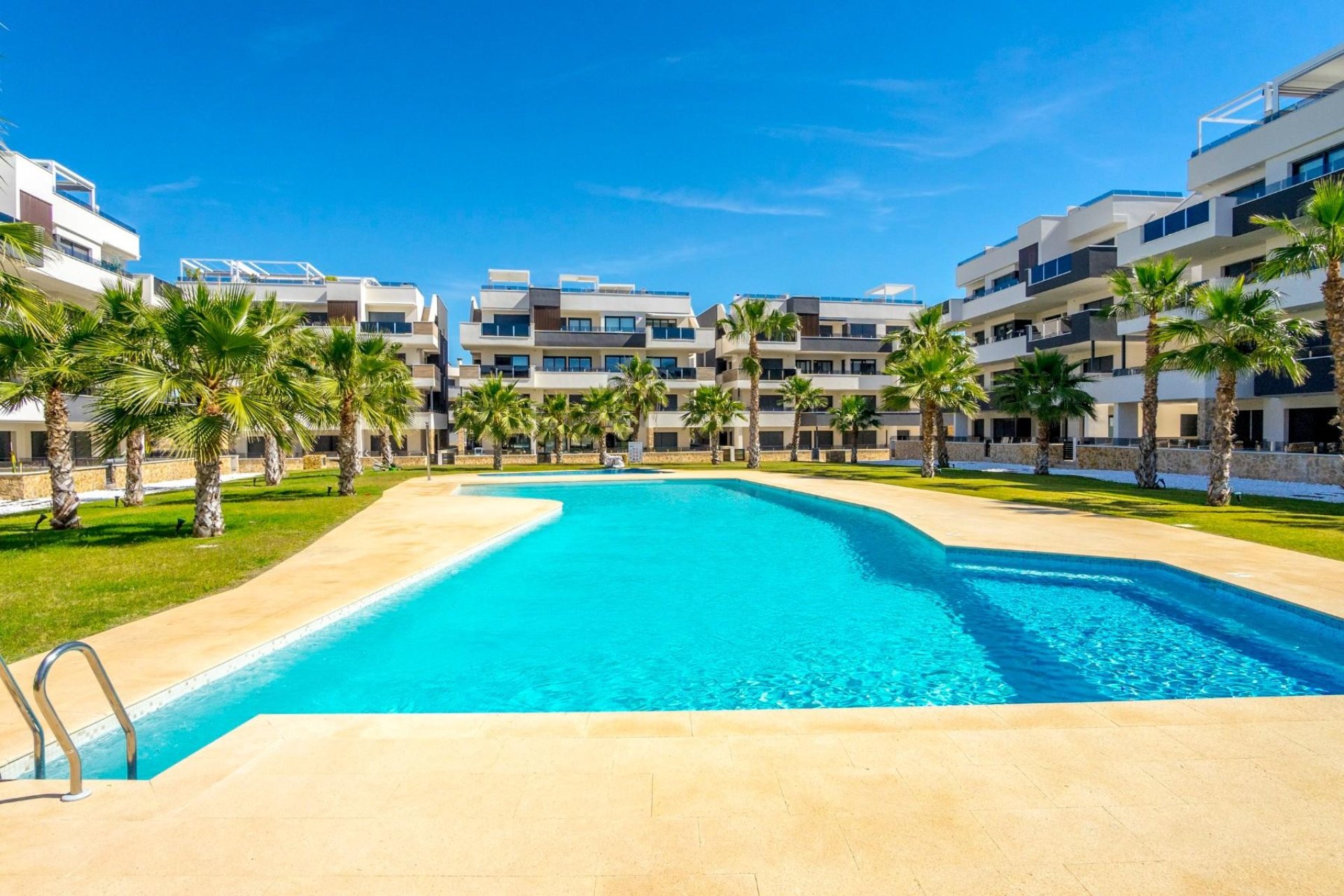 Resale - Apartment - Orihuela Costa - Las Mimosas