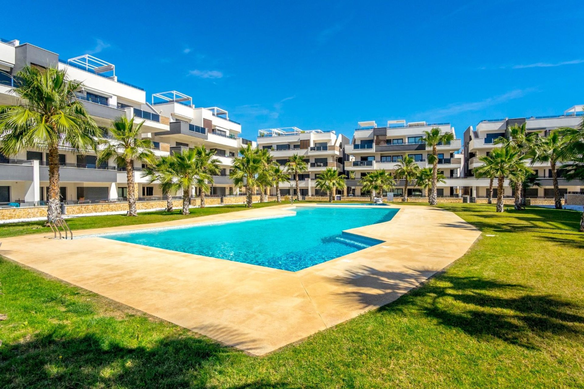 Resale - Apartment - Orihuela Costa - Las Mimosas