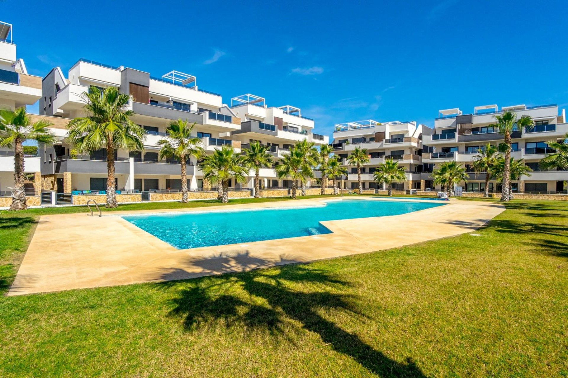 Resale - Apartment - Orihuela Costa - Las Mimosas