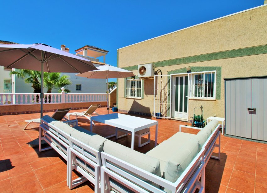 Resale - Apartment - Orihuela Costa - Las Violetas
