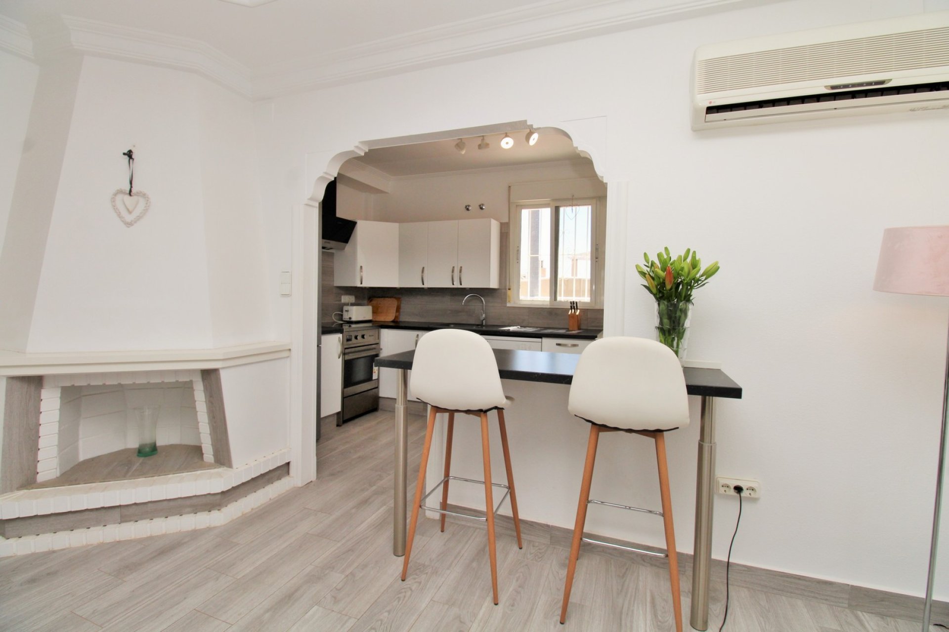 Resale - Apartment - Orihuela Costa - Las Violetas