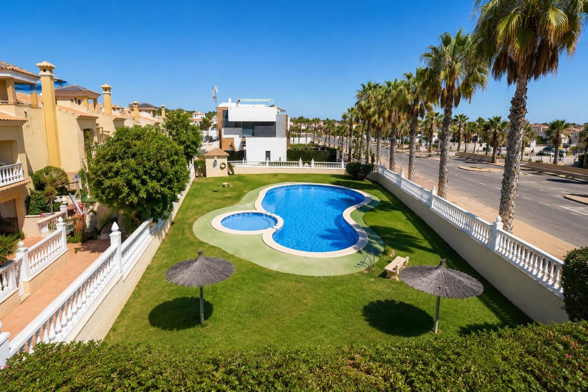 Resale - Apartment - Orihuela Costa - Lomas de Cabo Roig