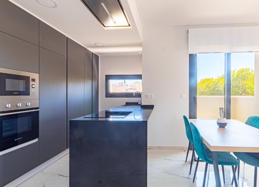 Resale - Apartment - Orihuela Costa - Los Almendros-La Florida