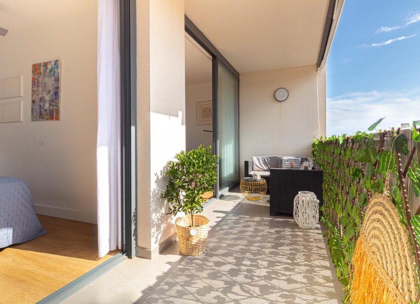 Resale - Apartment - Orihuela Costa - Los Dolses