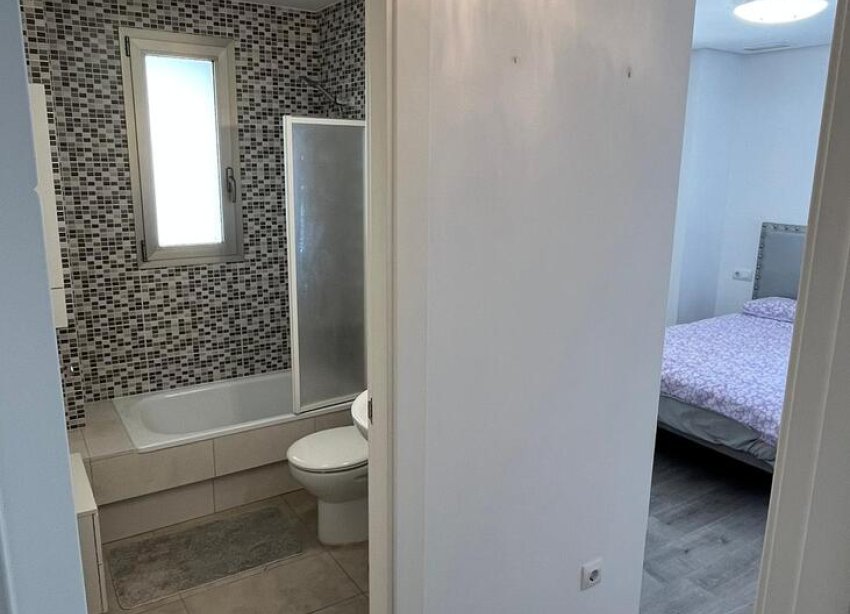 Resale - Apartment - Orihuela Costa - Los Dolses